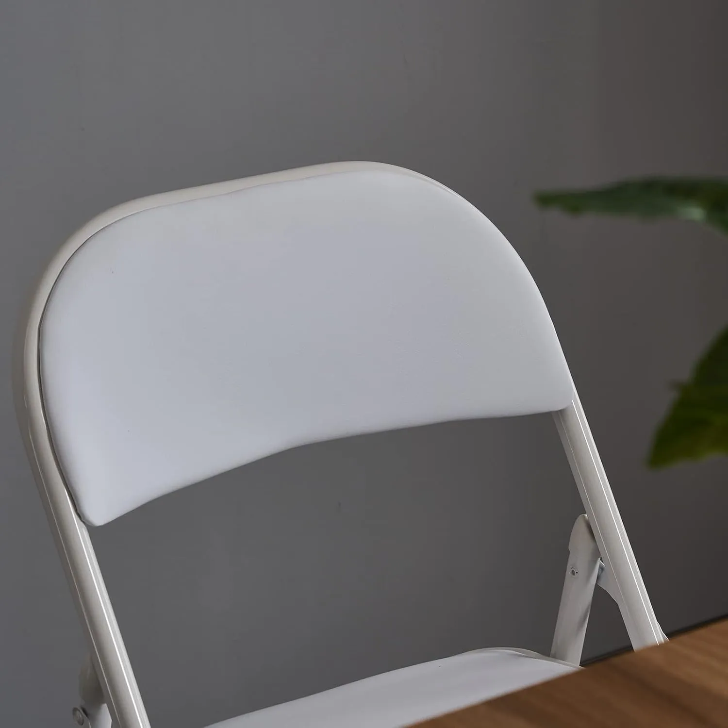 6 Pack White Folding Chairs with Padded Cushion and Back for Outside Portable Stackable Commercial Foldable Chairs with Steel Frame for Events Office Wedding Party, 330lbs Capacity