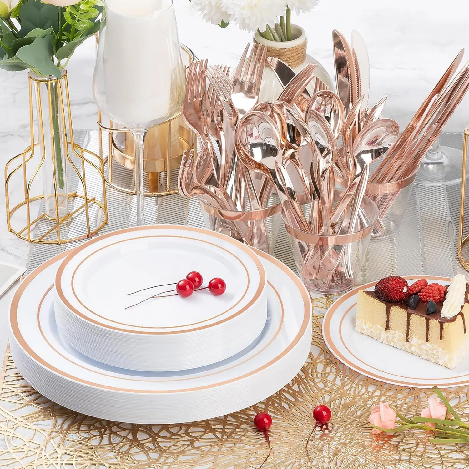600PCS Rose Gold Plastic Plate Set (100 Guests), Disposable Dinnerware Set for Party, Wedding, Birthday - 200 Plates, 200 Forks, 100 Spoons, 100 Knives