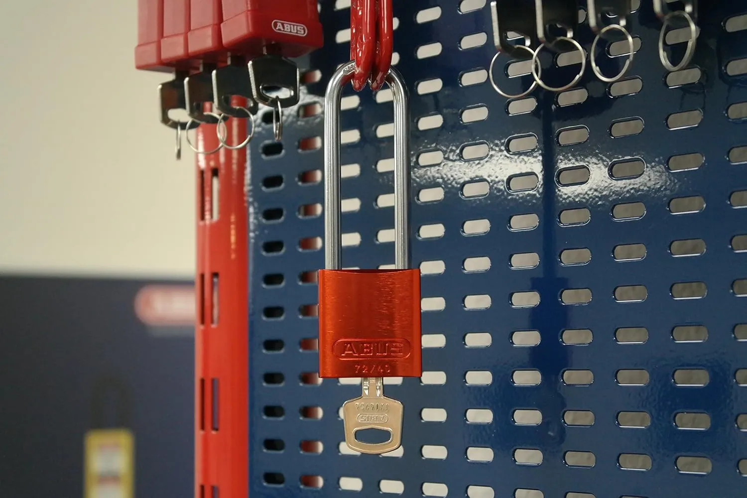 ABUS 72/40HB75 KD Aluminum Safety Padlock Keyed Different with 3" Shackle, Orange (Model: 72ALHB/40-75 KD Orange 3” Shackle)