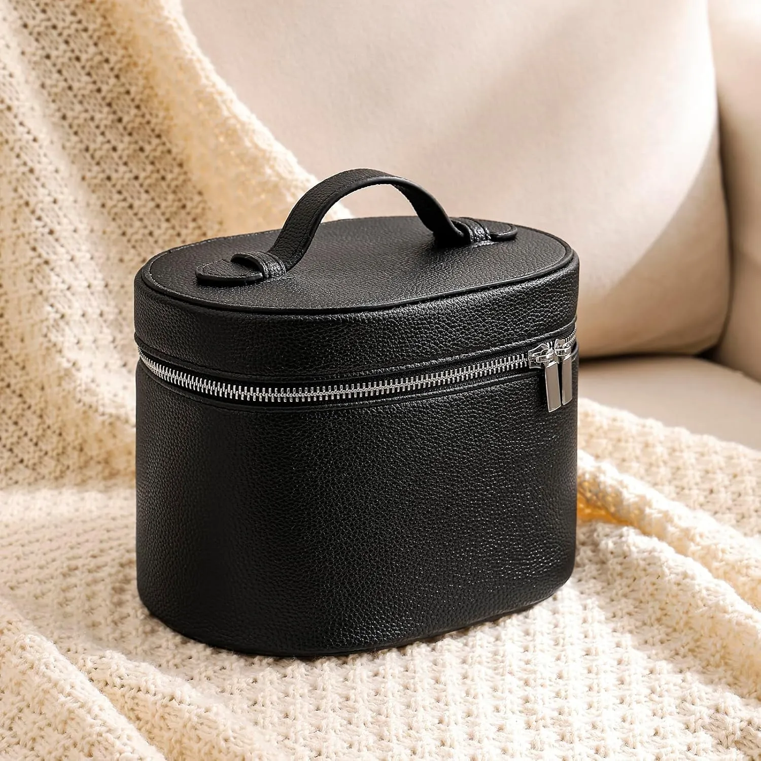 Aesthetic Makeup Bag, Travel Makeup Vanity Case with Divider and Handle, Waterproof PU Leather Cosmetic Organizer Bag, Portable Toiletry Bag for Women(03Black)