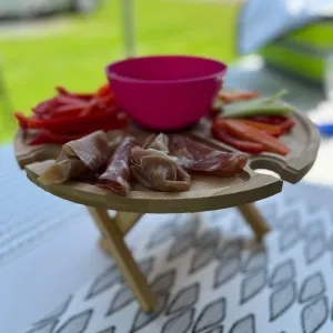 Bamboo folding chip n dip platter w/wine glass holders