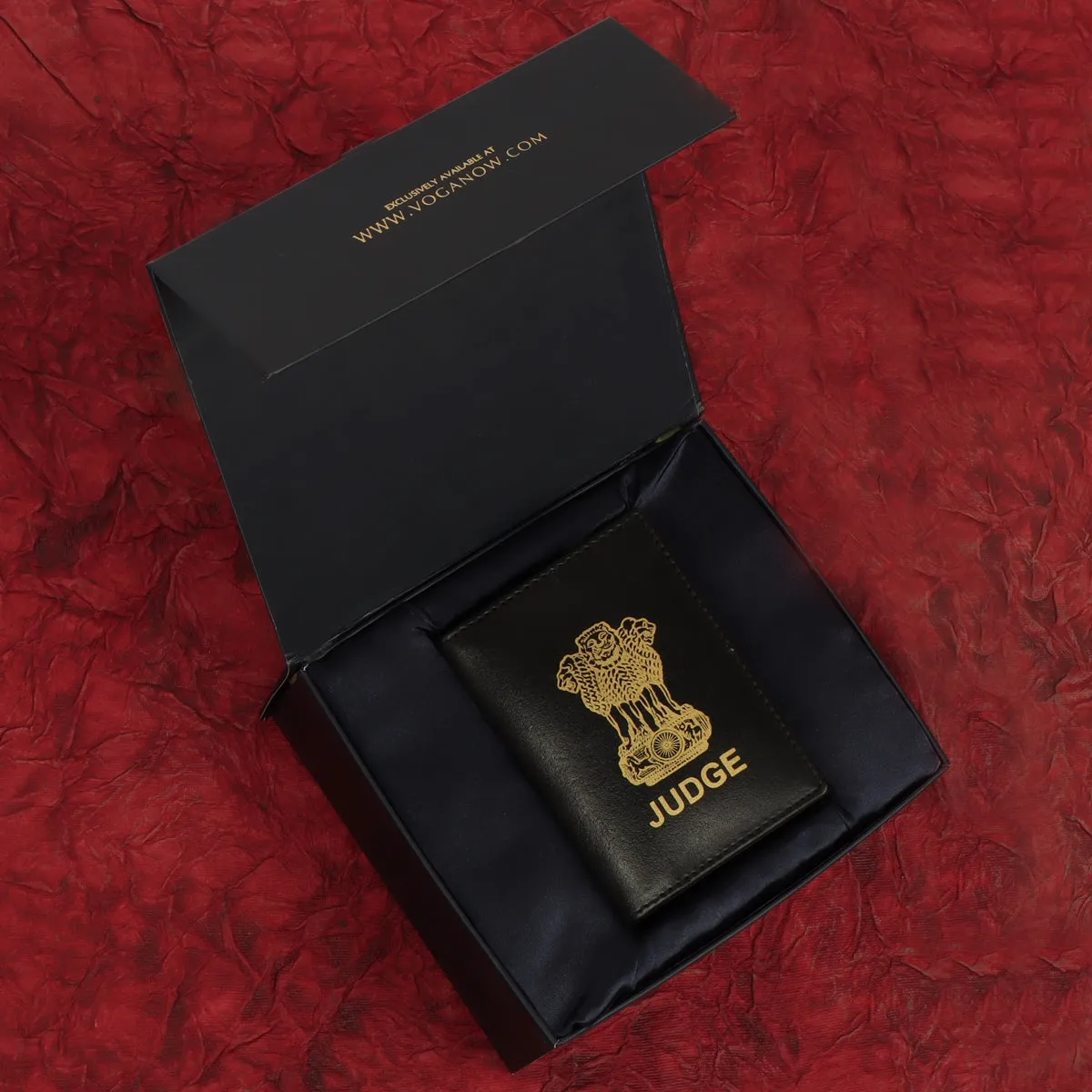 Bespoke "JUDGE" Initial Bi-Fold Leather Card Holder by Brune & Bareskin