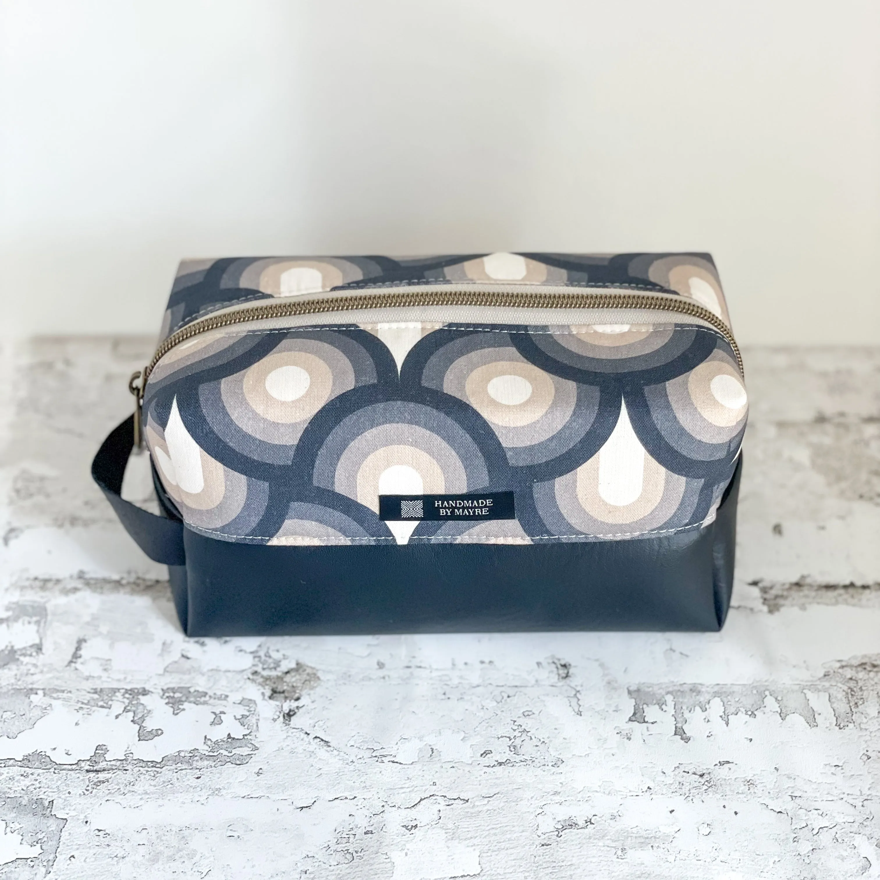 Boxy Pouch