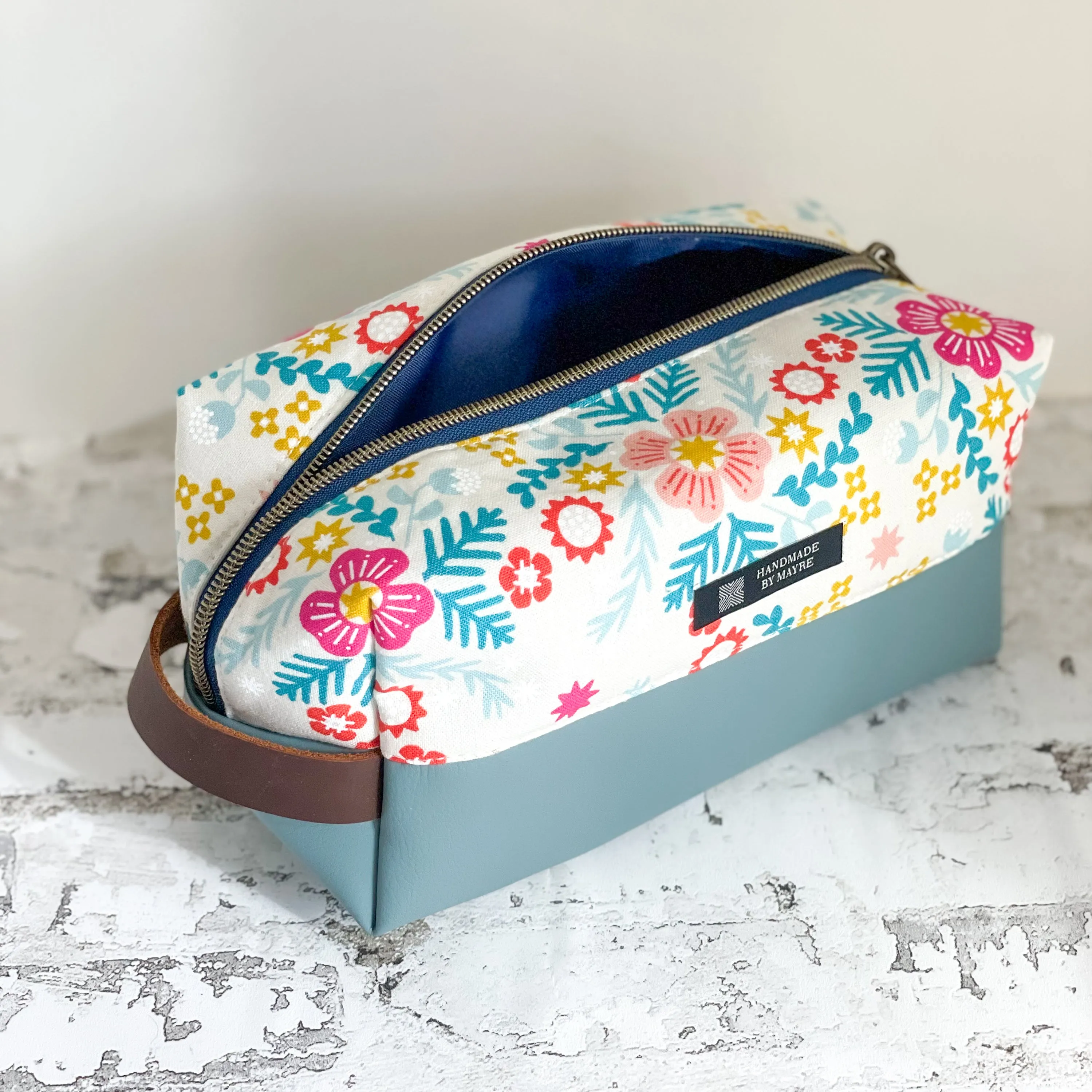 Boxy Pouch
