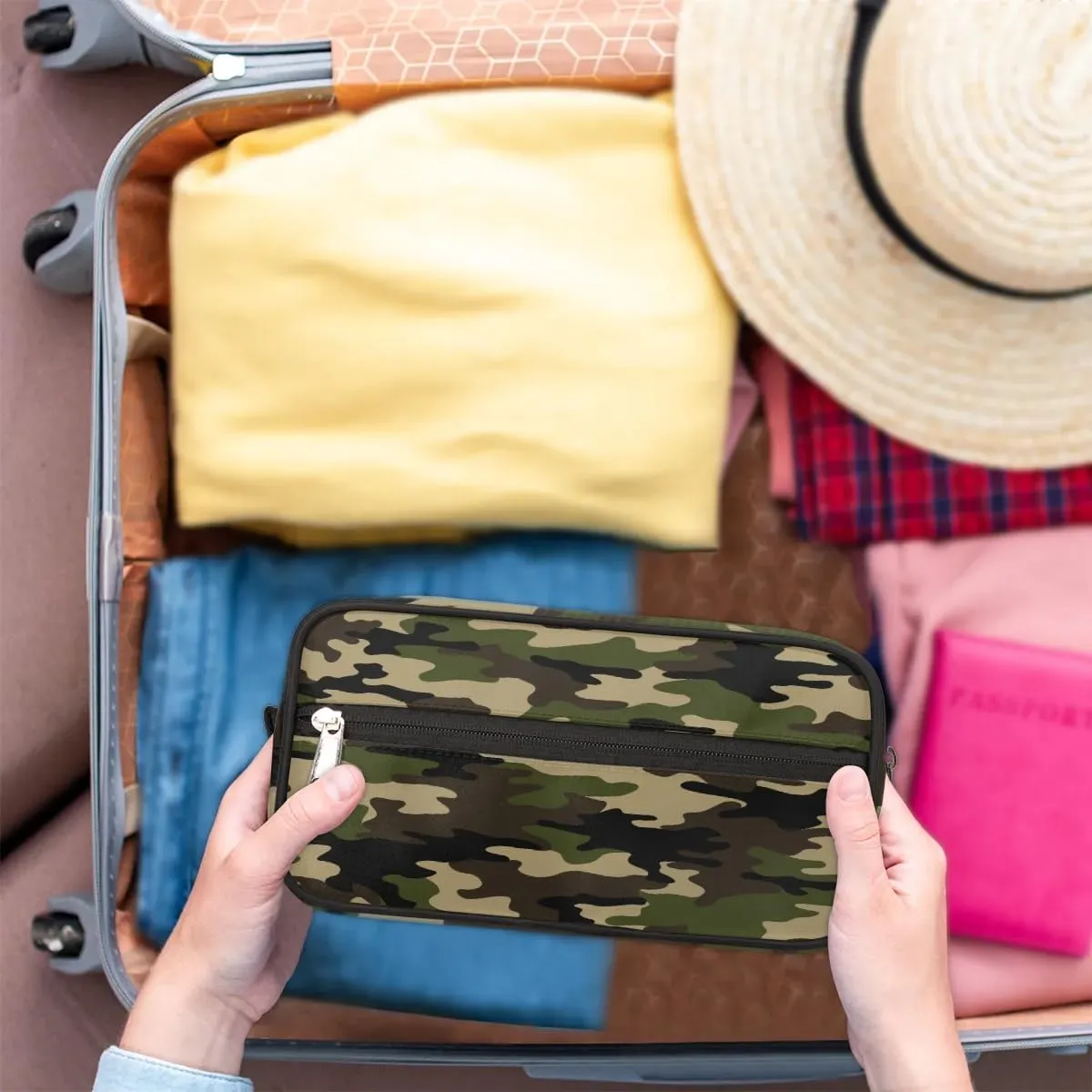 Camouflage Green Hanging Toiletry Bag,Travel Hygiene Kits for Boys Mens,Waterproof Makeup Carry-on Bags,Cosmetic Bag,TSA Approved Shave Dopp Kit for Toiletries Shower Bathroom Accessories Gifts