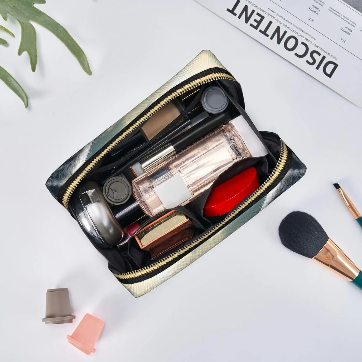Cosmetic bag Travel Makeup Bag Waterproof Toiletry Pouch Portable Wide open Pouch Wolf at night Makeup Organizer Case Large Capacity Zipper Pouch Toiletry bag for women