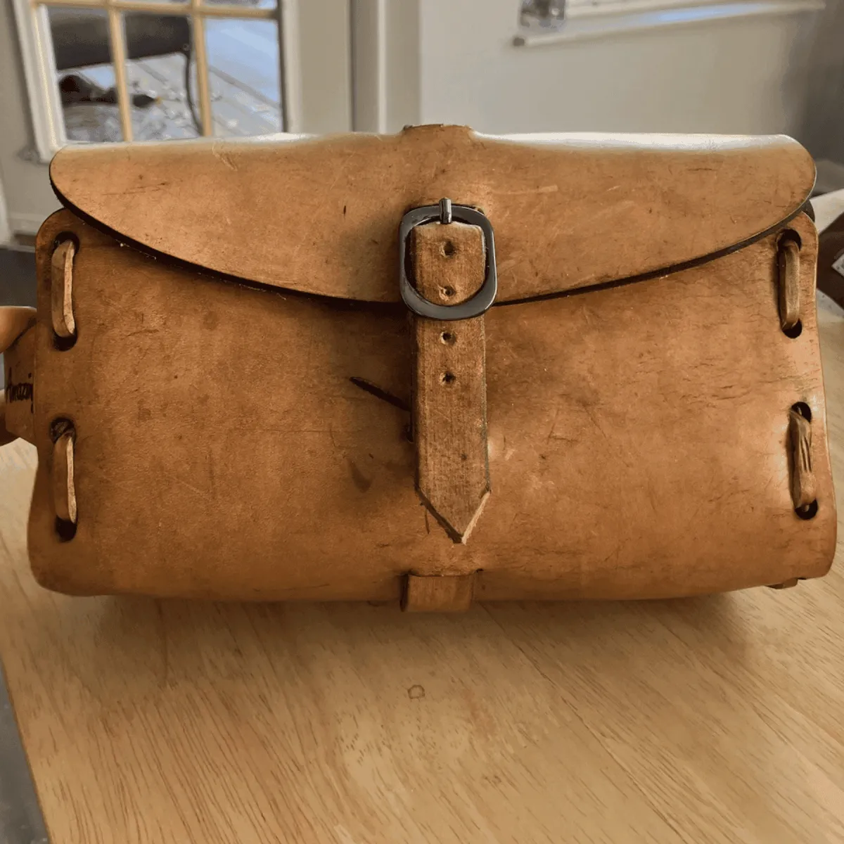 Custom Leather Toiletry Bag – Personalized Travel Gift for Men
