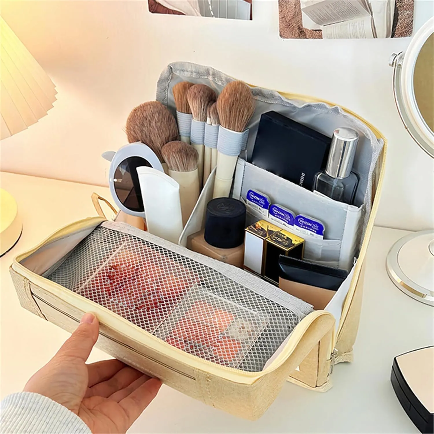 Doresty Makeup Bag, Standing Makeup Bag, Portable Large Capacity, Stand Up Make Up Bag with Mirror, Waterproof Oxford Cloth Cosmetic Organizer with Compartments, for Women & Girls (Black)