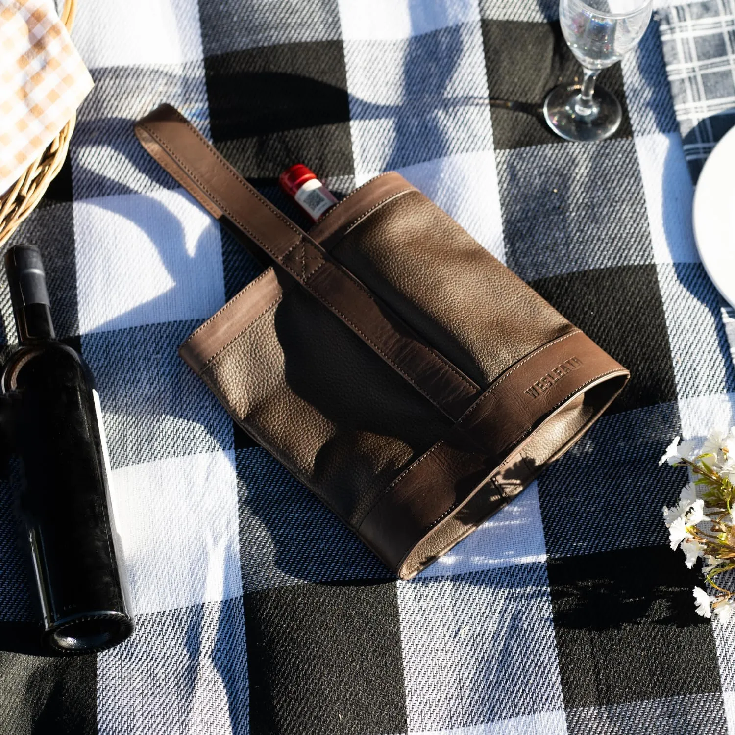 Double Wine Carrier Bag – Leather Wine Tote for Two Bottles with Handles & Metal Buckle – Protective Carrier for Picnic, Wine Champagne Gift Bag (Moka)