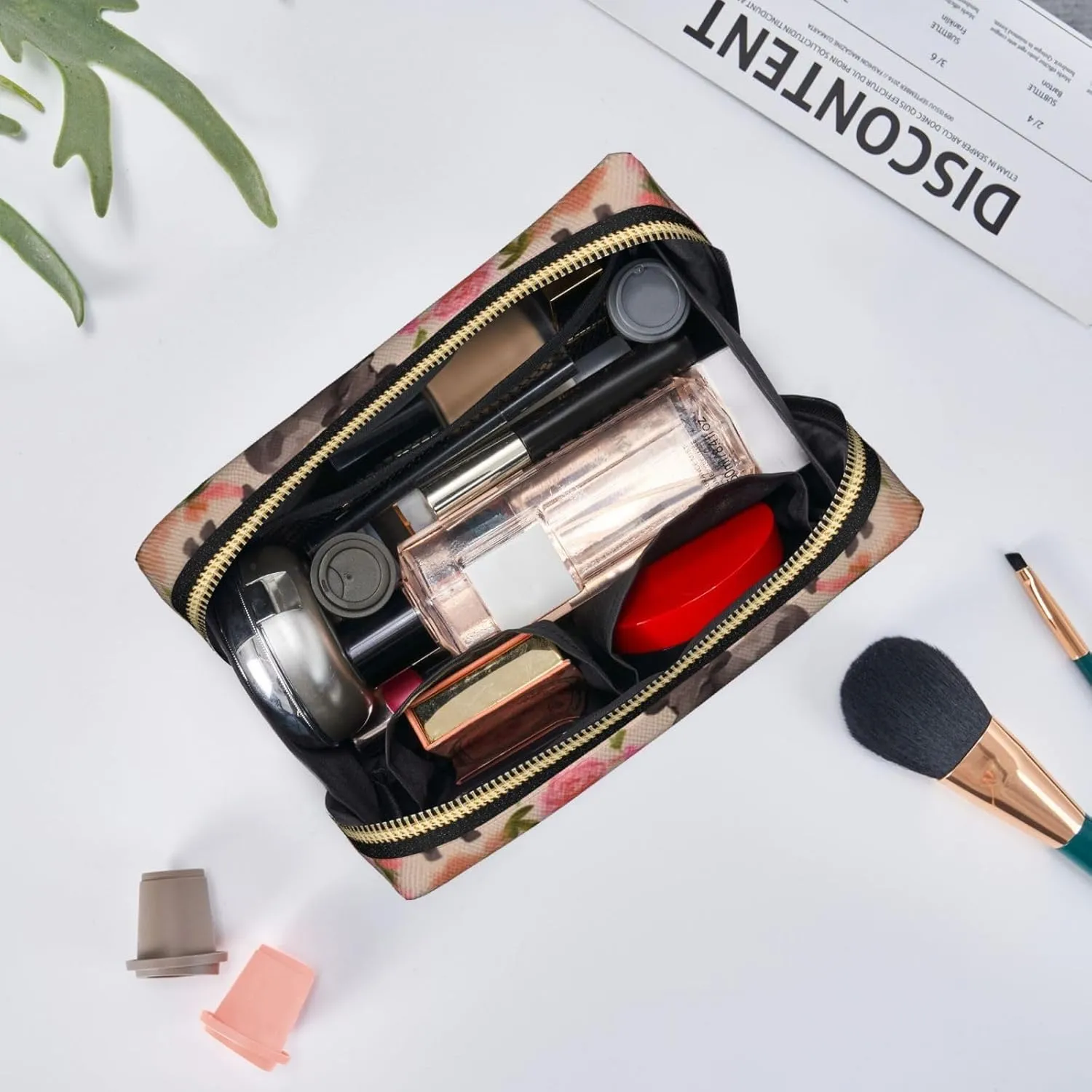Flower Show Steer Cows Cattle Print Leather Makeup Bag Cute Makeup Pouch For Women With Zipper Portable Travel Cosmetic Bags 6.7x3x4.3in