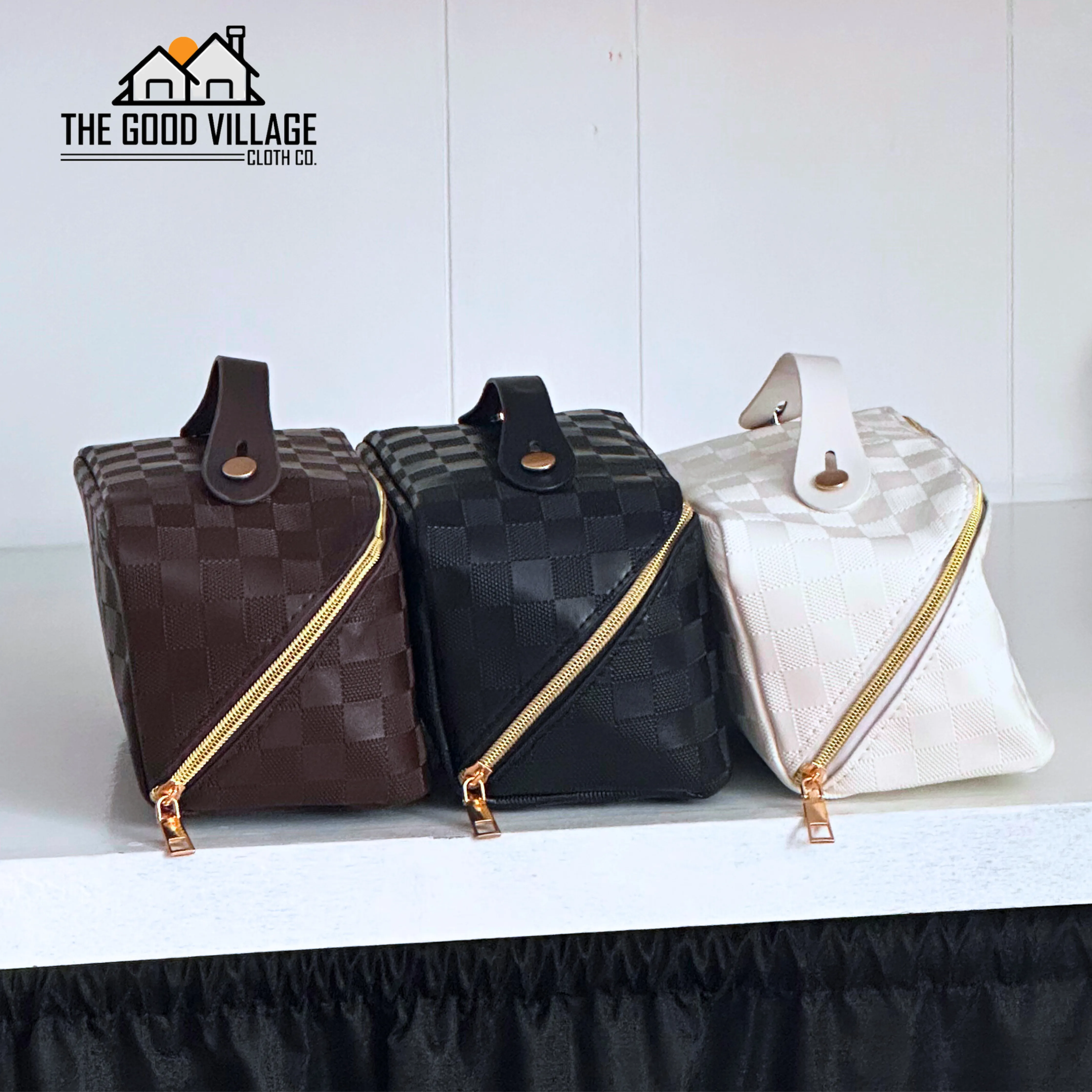 Fold Open Travel Bag | Checkered Brown