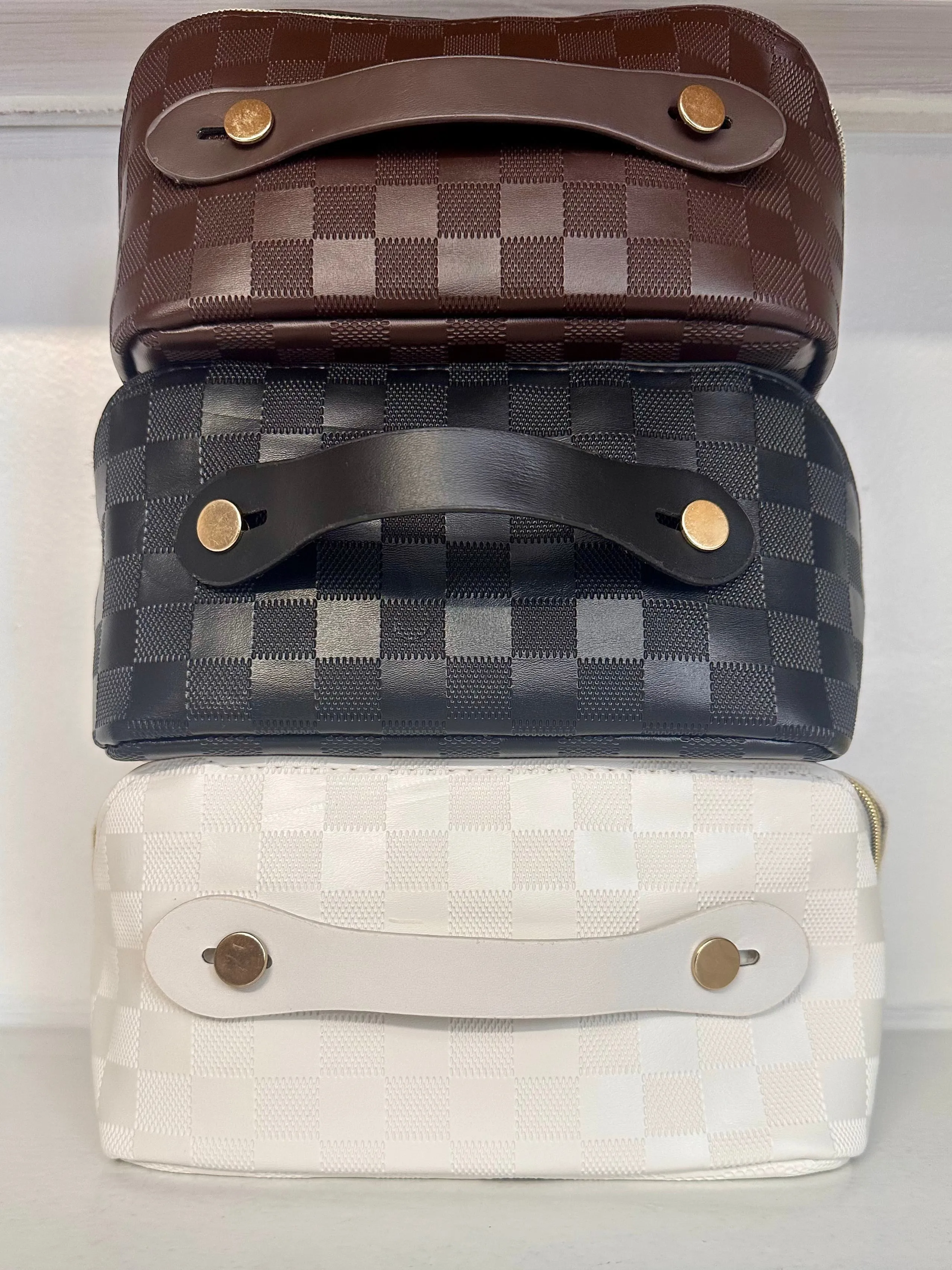 Fold Open Travel Bag | Checkered Brown