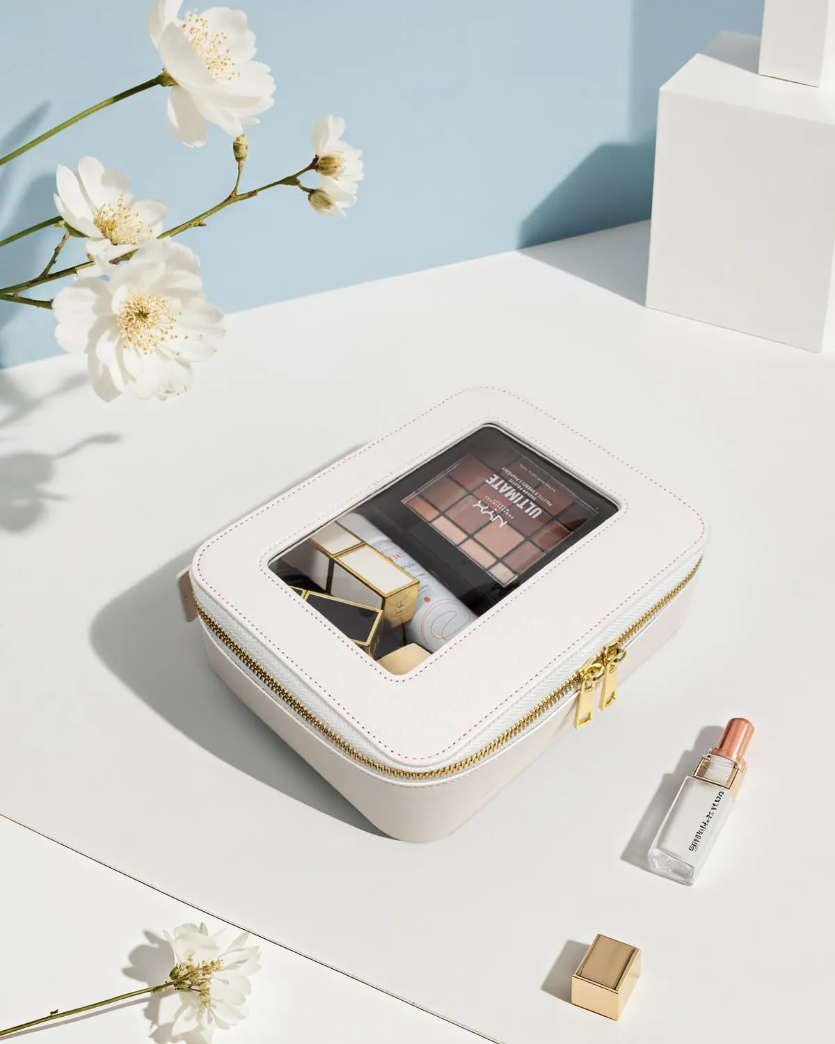 LETGO Clear Makeup Bag Travel Cosmetic Case Transparent Toiletry Bag with Zipper, Portable Make Up Organizer Traveling Compact Car Bag for Essentials (A-White)