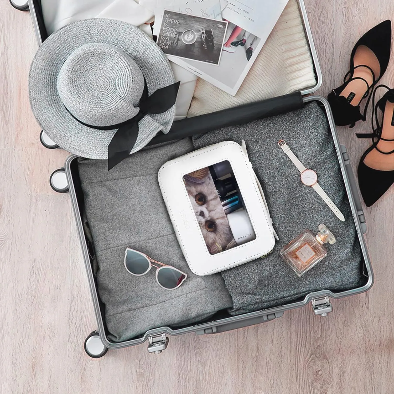 LETGO Clear Makeup Bag Travel Cosmetic Case Transparent Toiletry Bag with Zipper, Portable Make Up Organizer Traveling Compact Car Bag for Essentials (A-White)