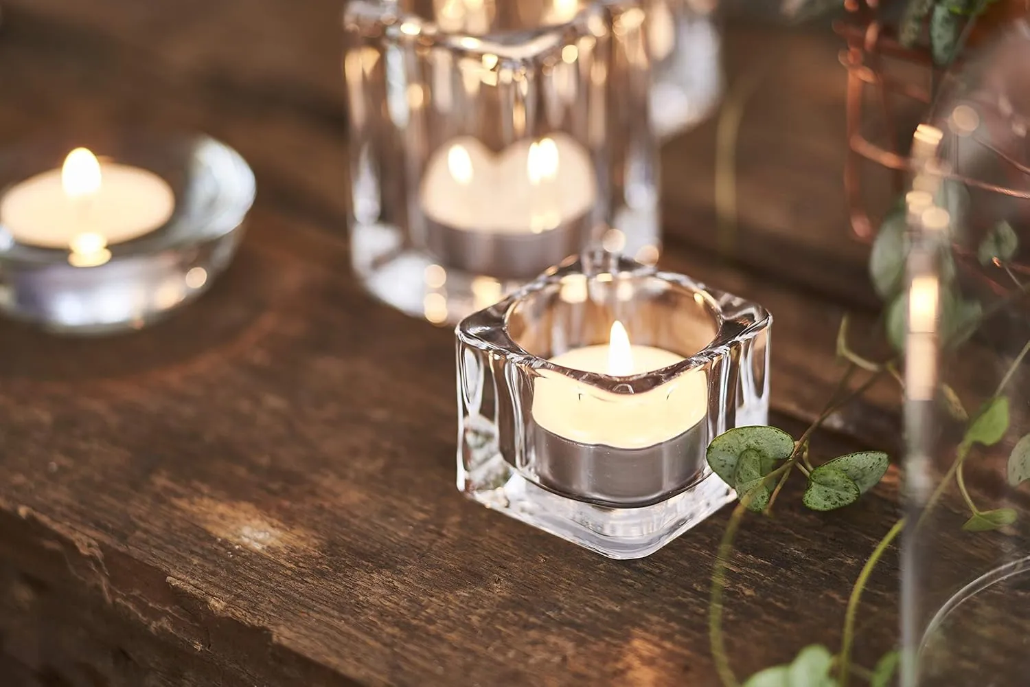 L'ner Tea Light Candles – Set of 100 Unscented Tea Lights – Burns Aprx. 3.5 Hour – Party & Ambience Candles – Restaurant Decorations