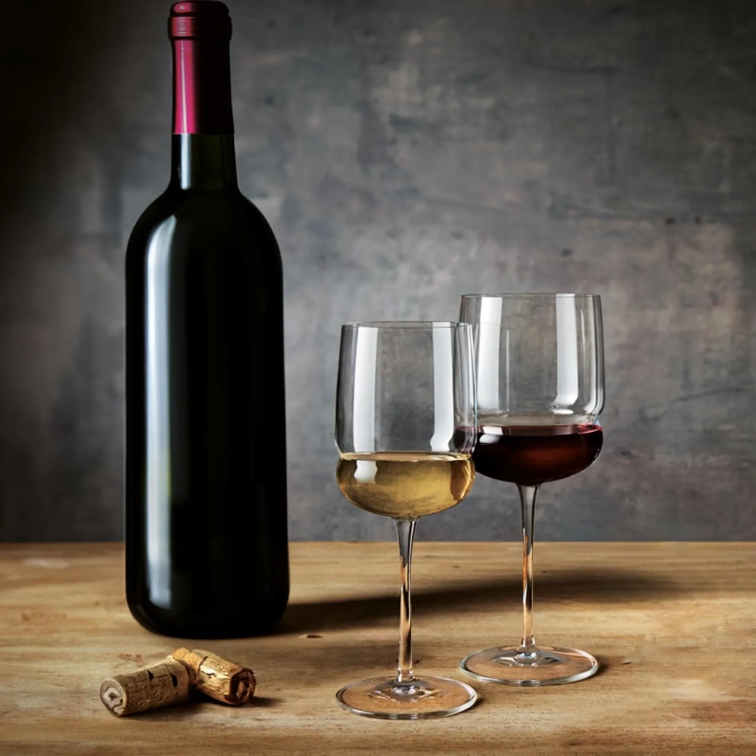 Luigi Bormioli Grandioso - 12.5 Oz. Sauvignon/Riesling Wine Glasses, Set of 4 - Titanium Reinforced Stem, Made of SON-hyx Crystal - Sinuous Design White Wine Glass - Made in Italy, Dishwasher Safe