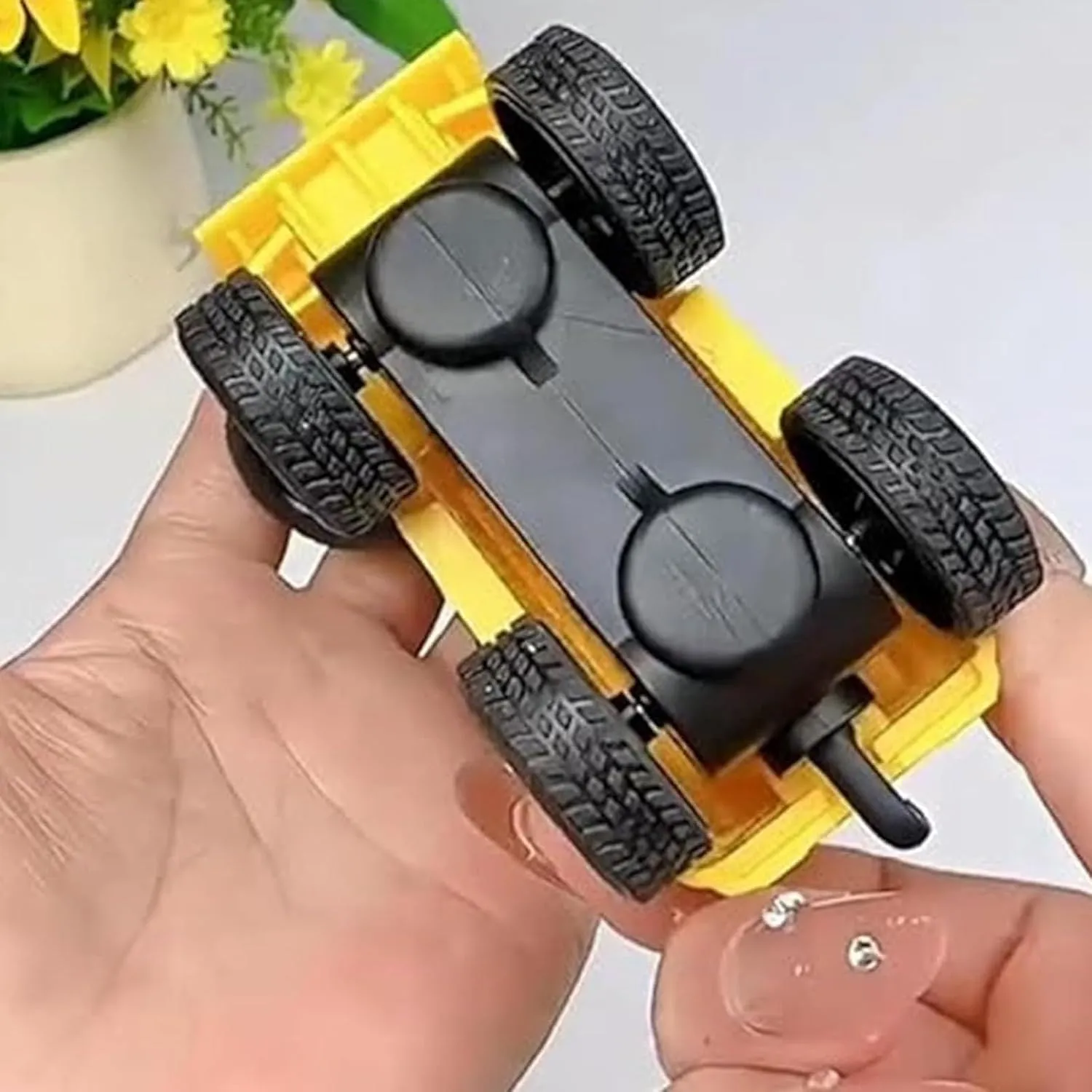 Magnetic Wall Climbing Toy Car, Anowadays Wall Climbing Car, Cars That Drive on Walls and Ceiling, Magnetic Levitation Inertia Climbing Wall Toy Car (3Pcs Mix)