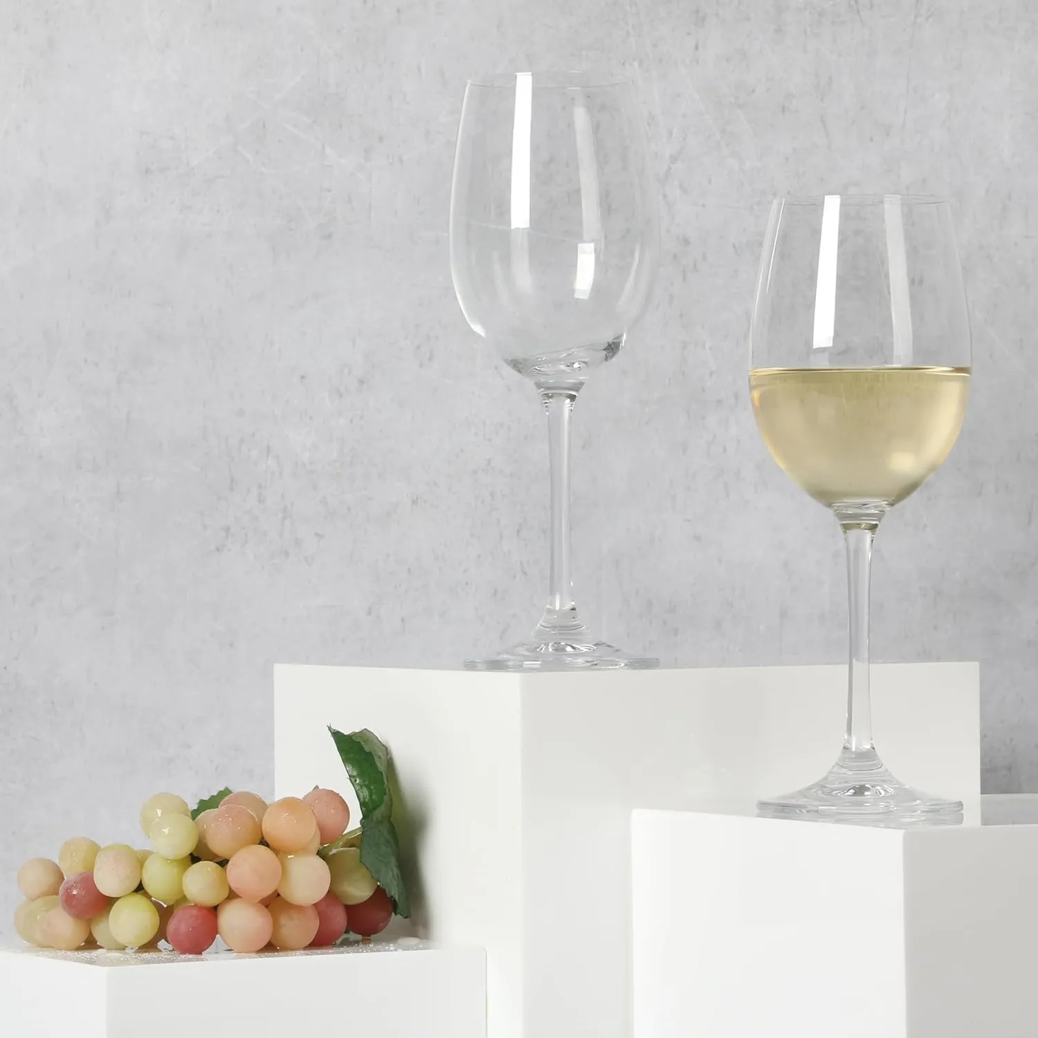 Martha Stewart Vivica 14 OZ Stemmed 4 Pack White Wine Glass Set
