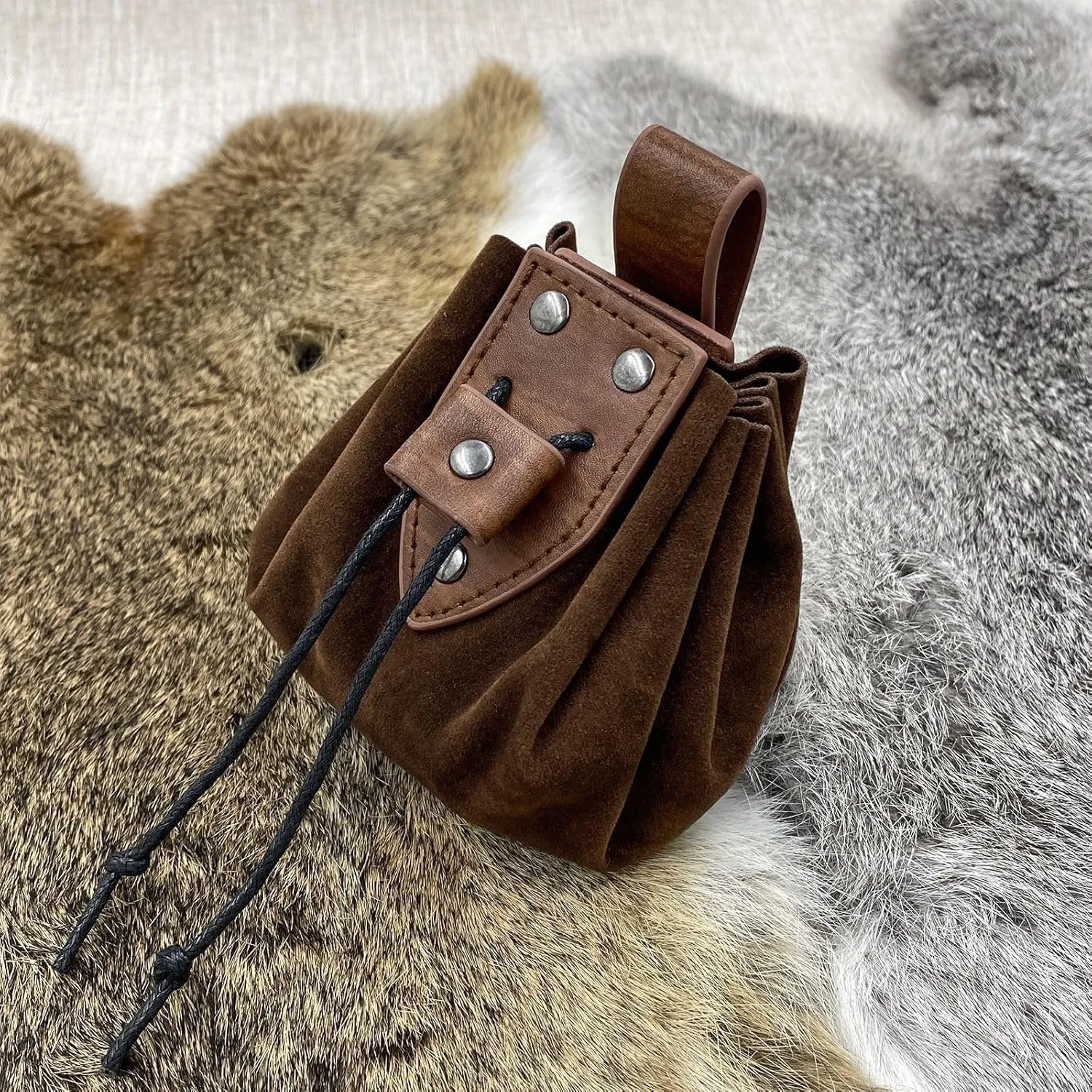 Medieval Faux Leather Drawstring Pouch Vintage Rivets Belt Pouch Coin Purse Dice Bag For LARP Ren Faire (Brown B)