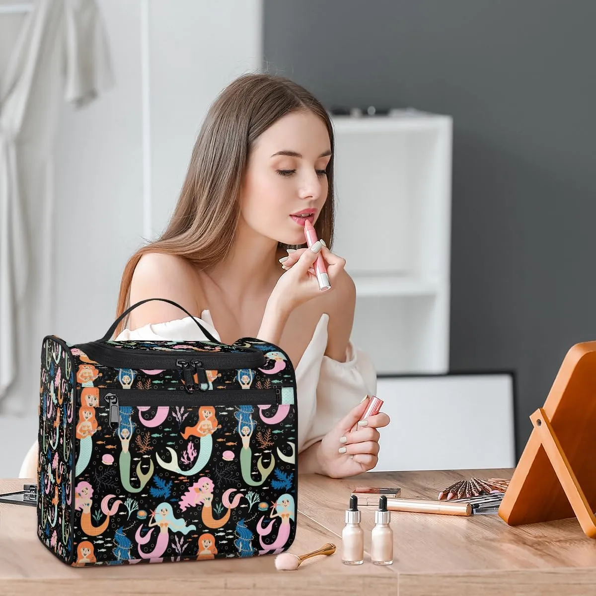 Mermaid Large Travel Toiletry Bag for Women, Travel Organizer for Toiletries, Waterproof Makeup Cosmetic Bag with Handle