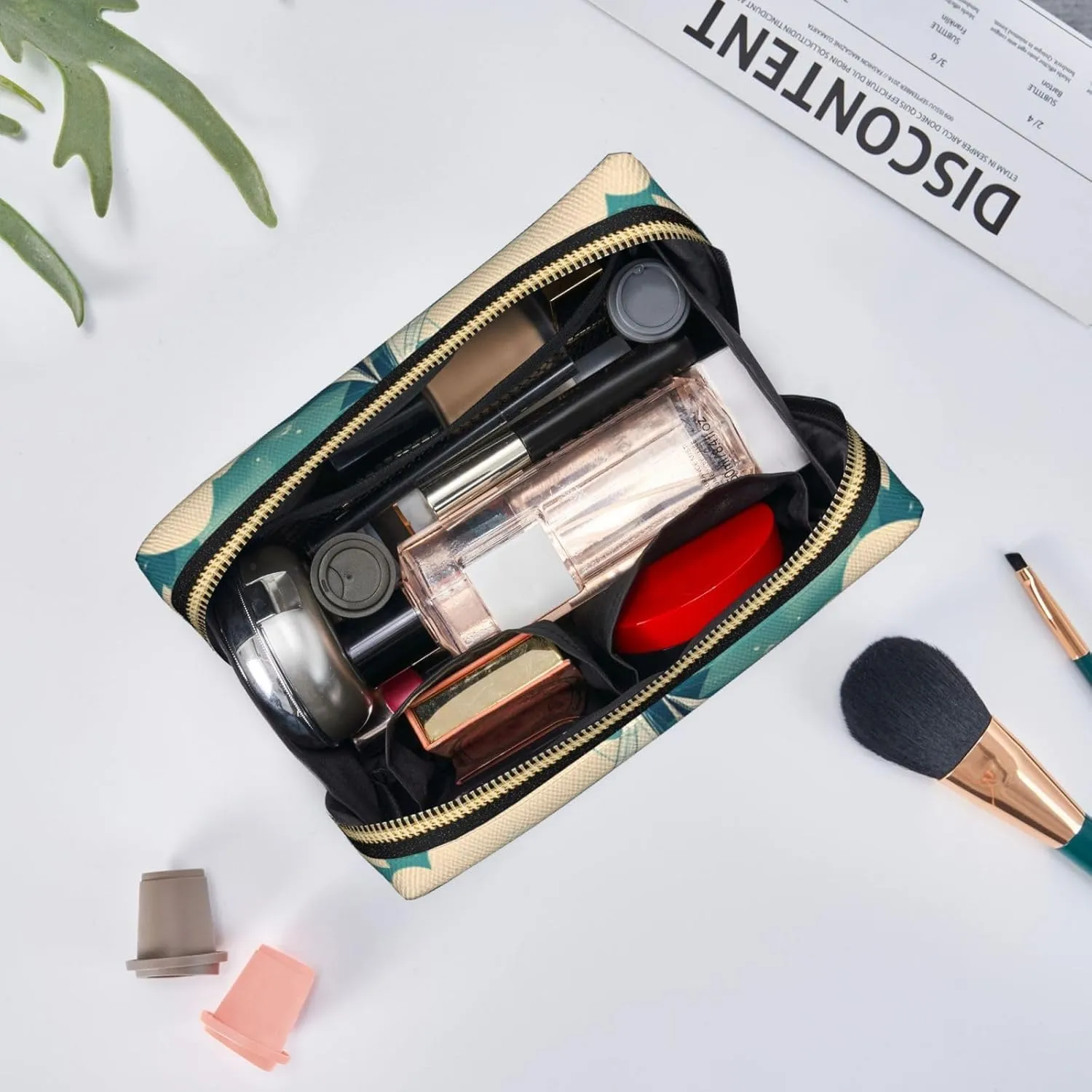 Ocean Sailboat Toiletry Pouch, Travel-Friendly Makeup Organizer For Makeup Brushes, Lipsticks