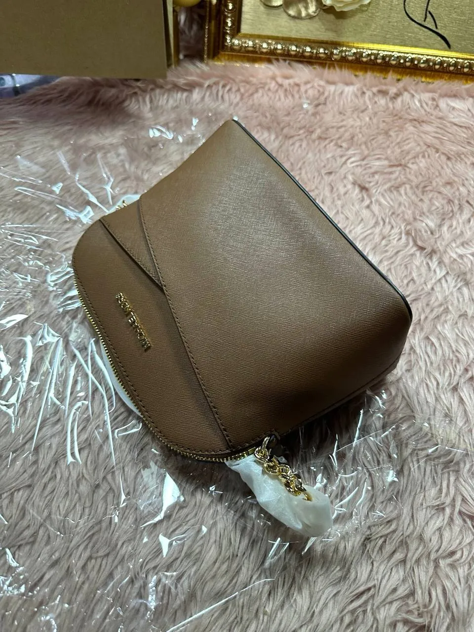 ORIG & IMPORTED MK Jet Set Travel Medium Dome Crossbody Bag Brown