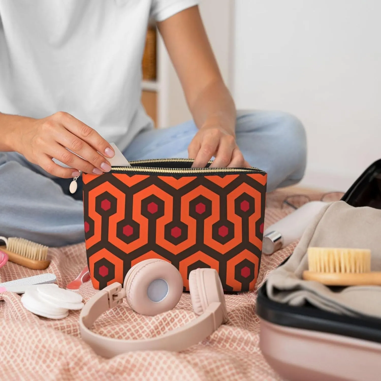 Overlook Hotel Carpet Cosmetic Bag Travel Makeup Bag Organizer Toiletry Bag with Zipper Storage Pouch Coin Purse Brushes for Women Girls Gifts