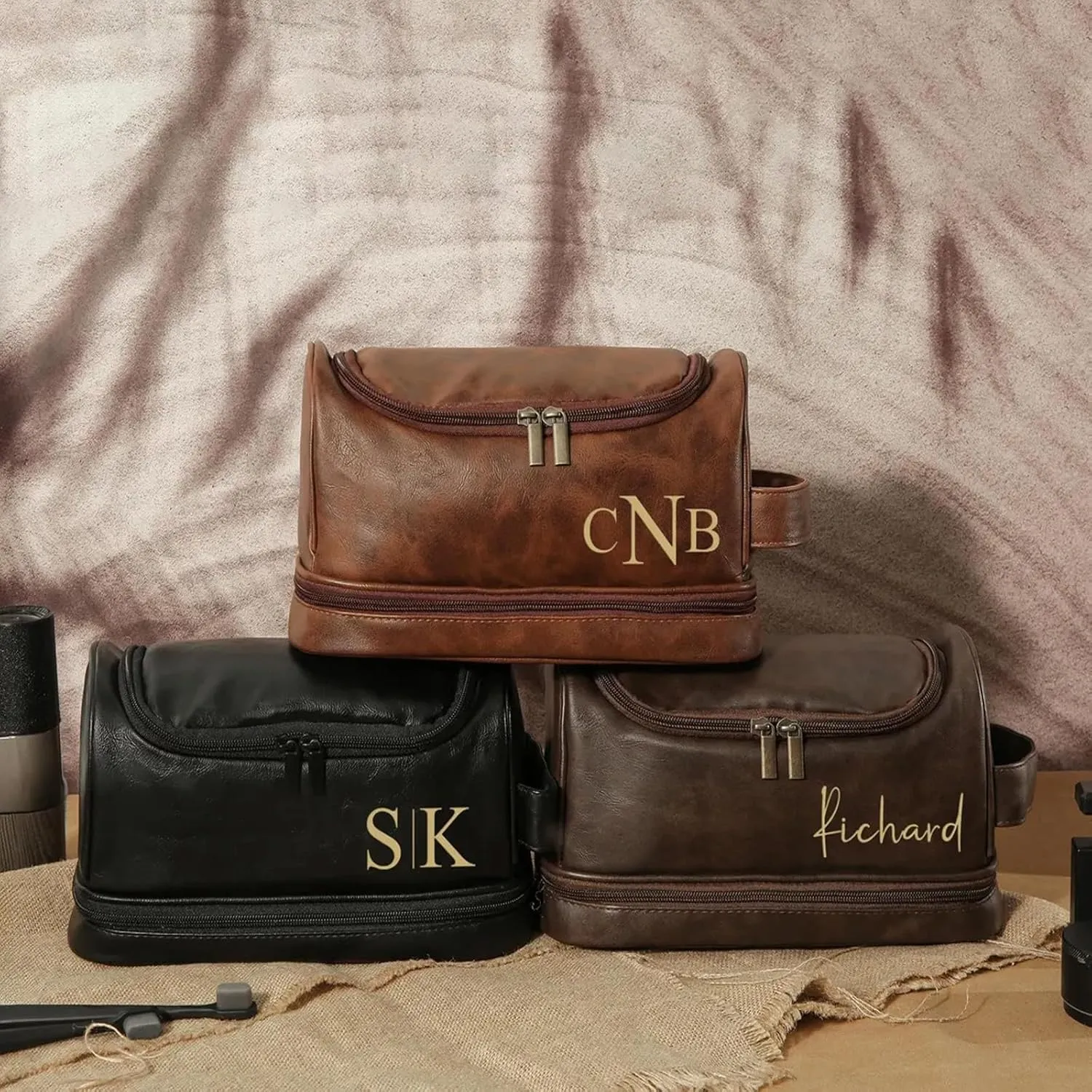 Personalized Leather Toiletry Bag, Customizable Name Men's Hanging Travel Toiletry Bag with Handles Dopp Kit Anniversary Birthday Present for Men Women (Black)