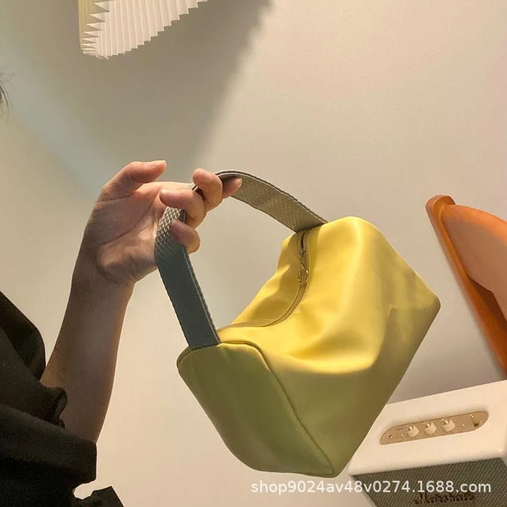 Portable Toiletry Bag Candy Colored Leather Large Capacity Toiletry Bag Storage Bag Cosmetics Women's Toiletry Bag (yellow)
