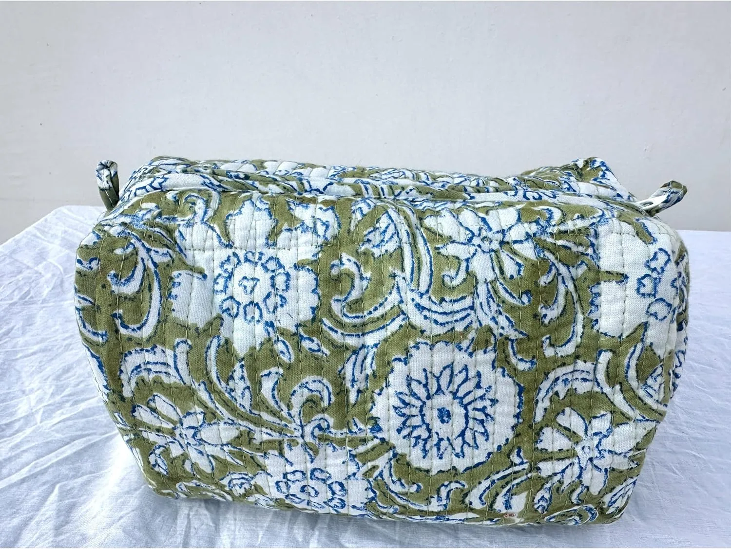 Quilted Makeup Bag for Women,Floral Cotton Cosmetic Bag,Coquette Aesthetic Floral Toiletry Organizer Bag,Toiltery Bag Pouch (Blue_green_flower-19)