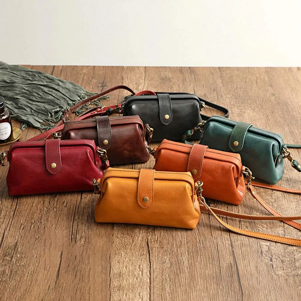Retro Handmade Doctor Bag Crossbody Bag Women Vintage Leather Crossbody Shoulder Bag (Brown)