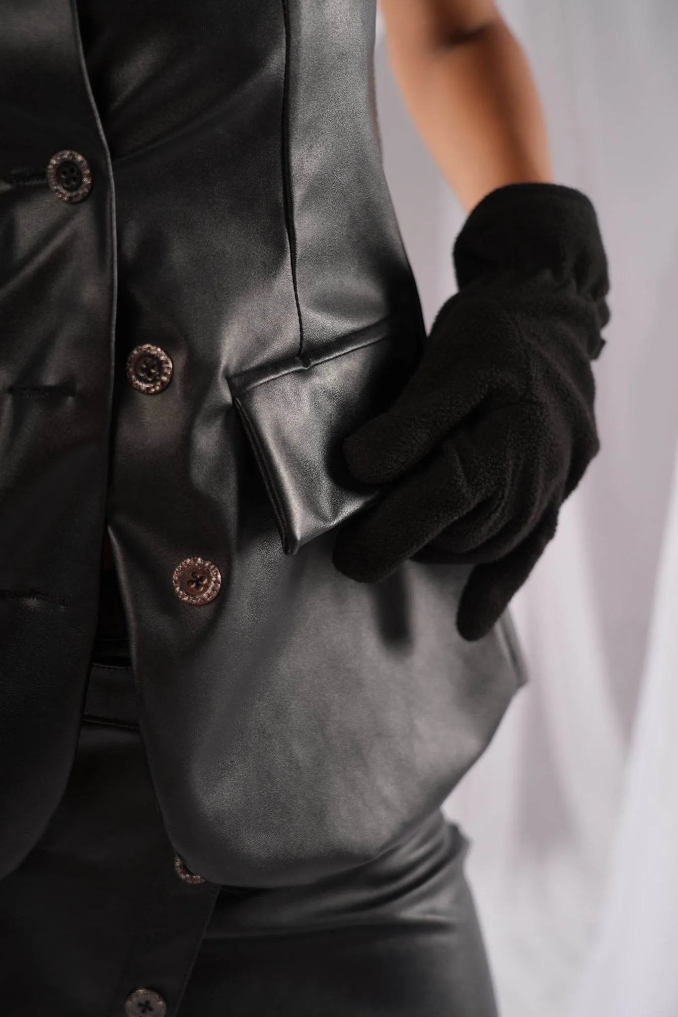 Revival Black Leather Set