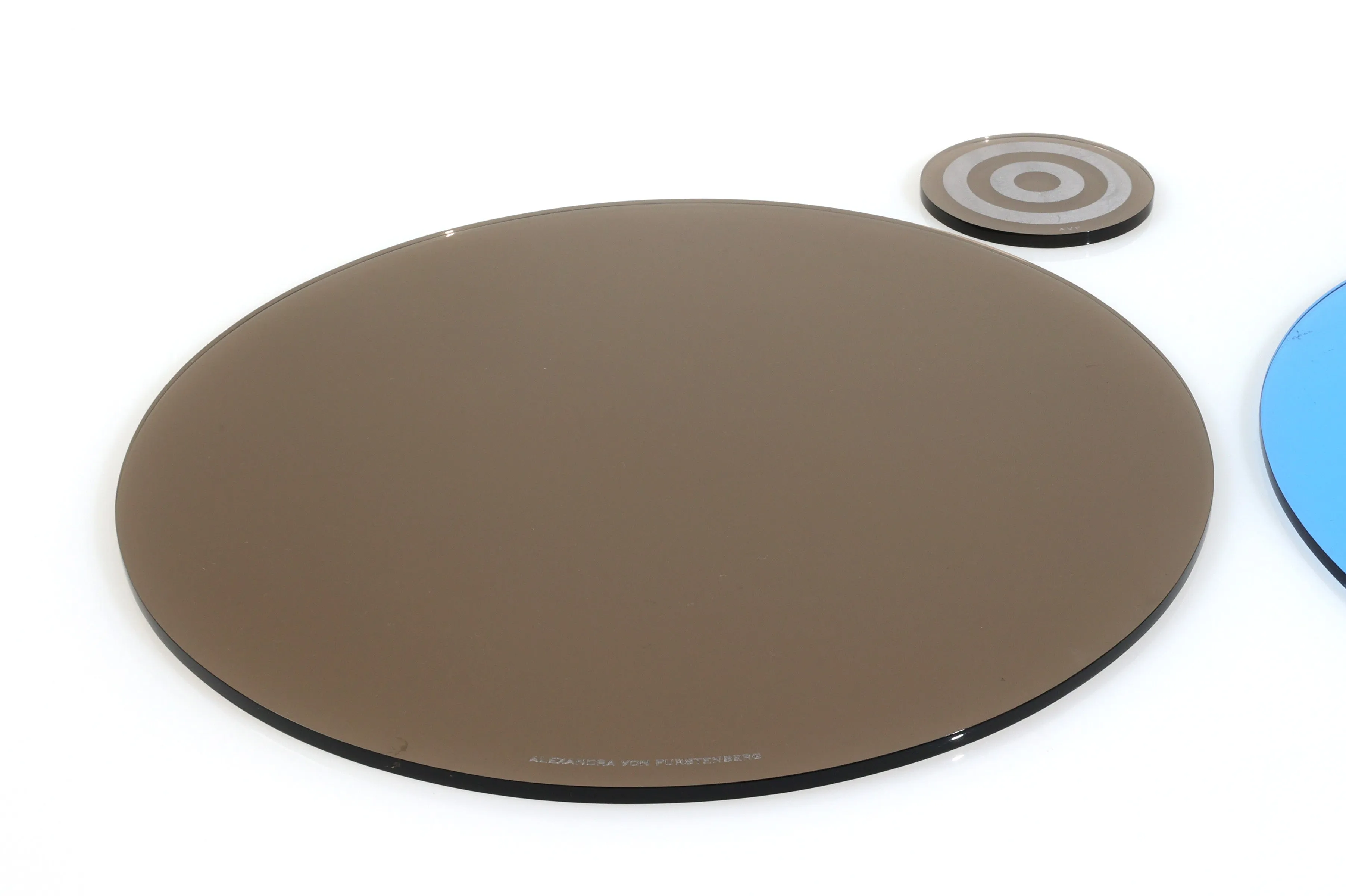 Round Placemat Set of 4 in Bronze