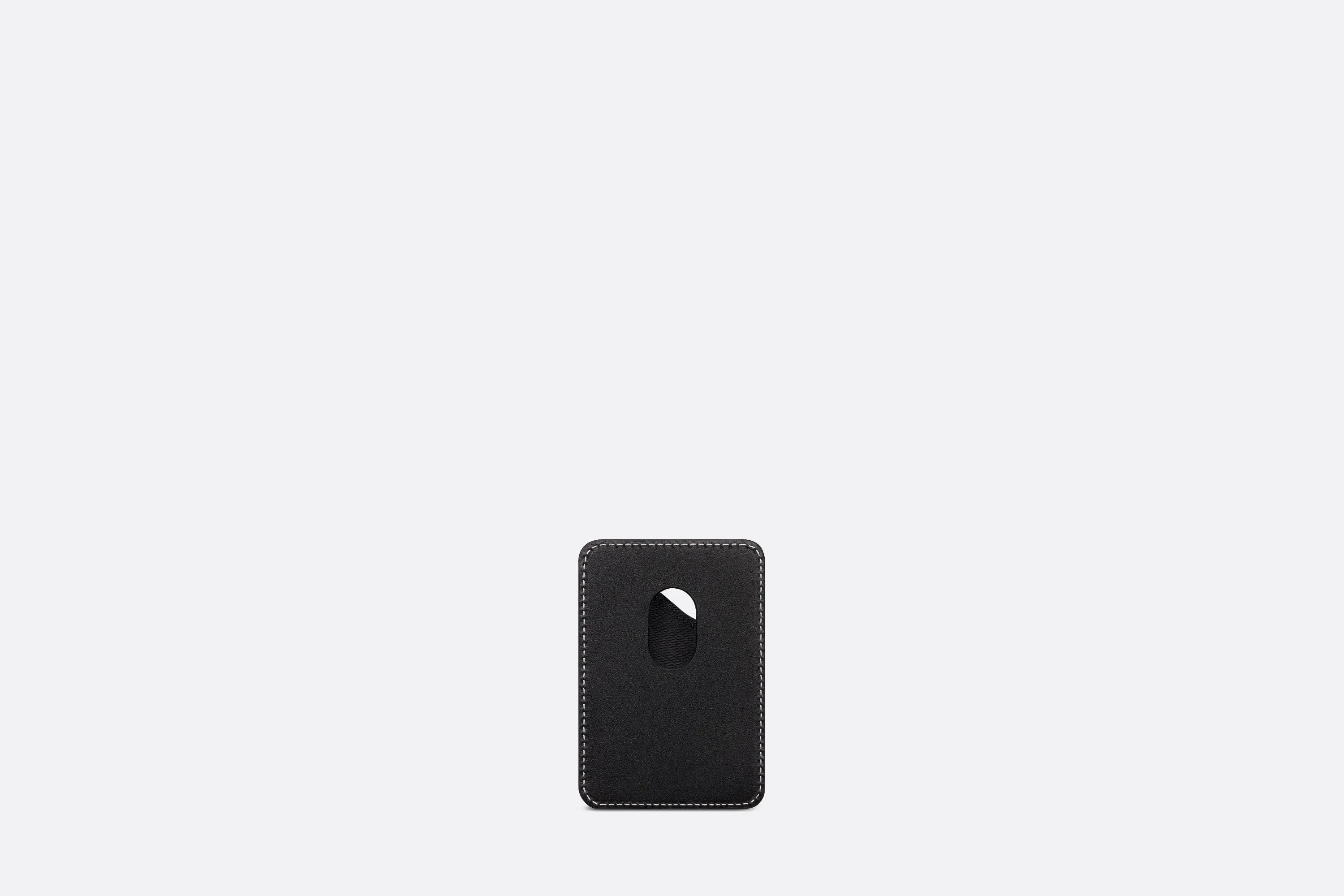 Saddle Magnetic Card Holder • Black Grained Calfskin