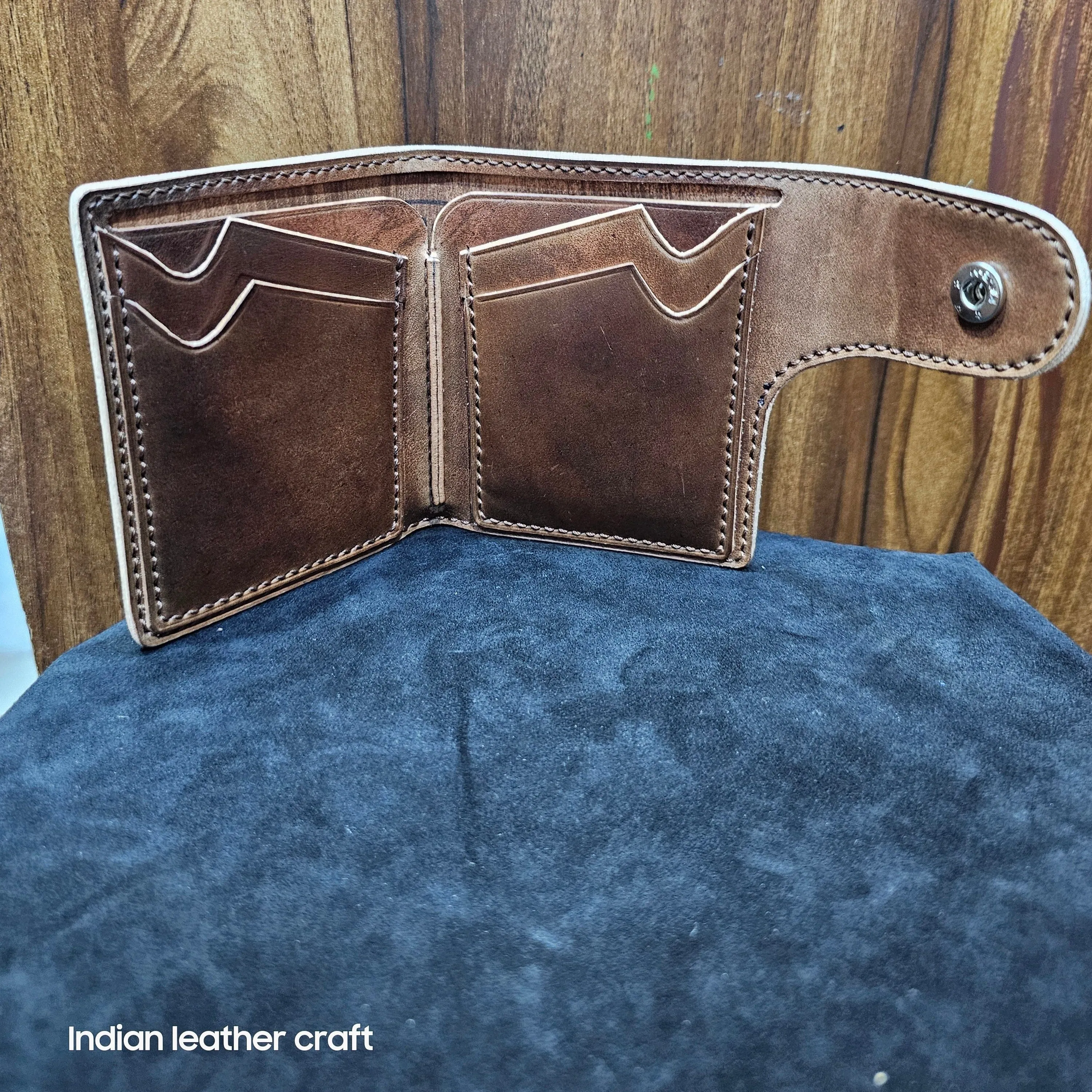 Shell Cordovan biofold wallet