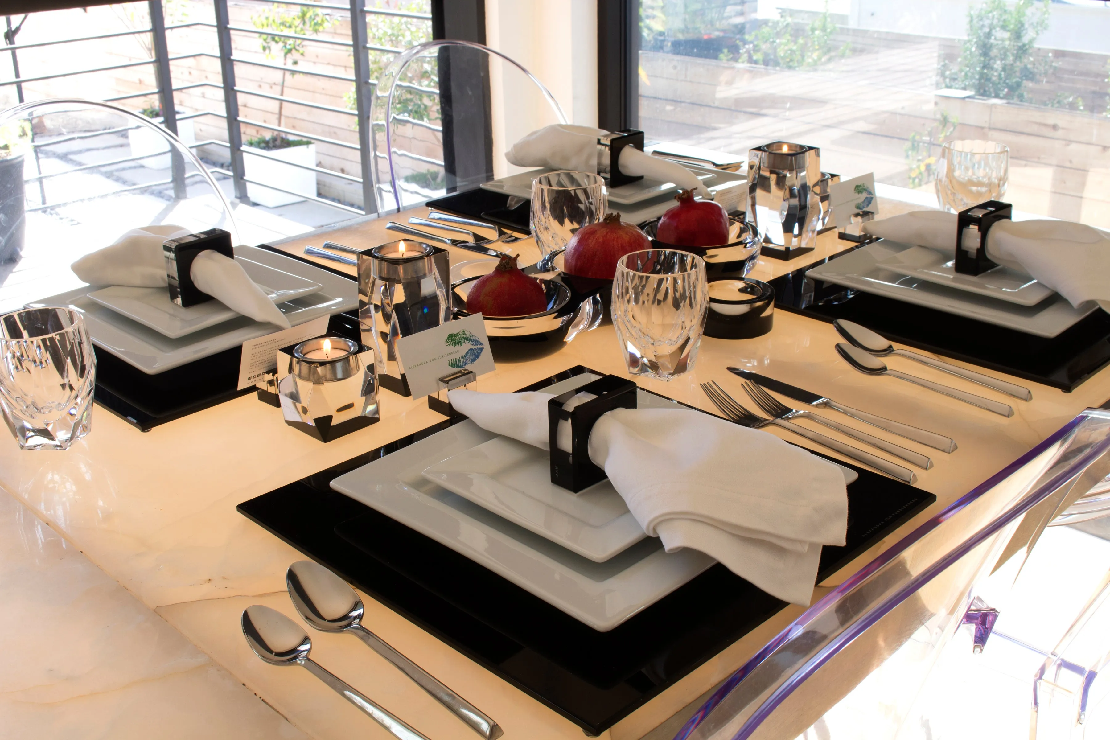 Square Placemat Set of 4 in Black