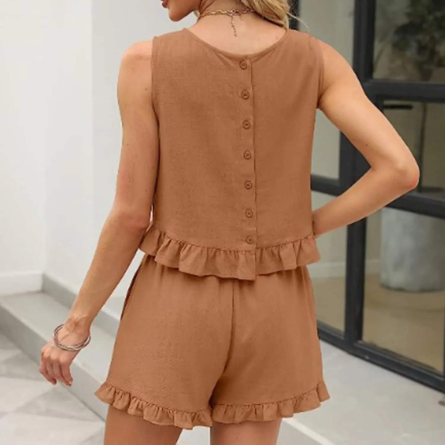 Summer New European And Foreign Trade Women's Clothing Sleeveless Pleated Vest Shorts Casual Set Full Tilt