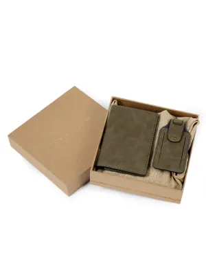 The travel giveaway: Olive green