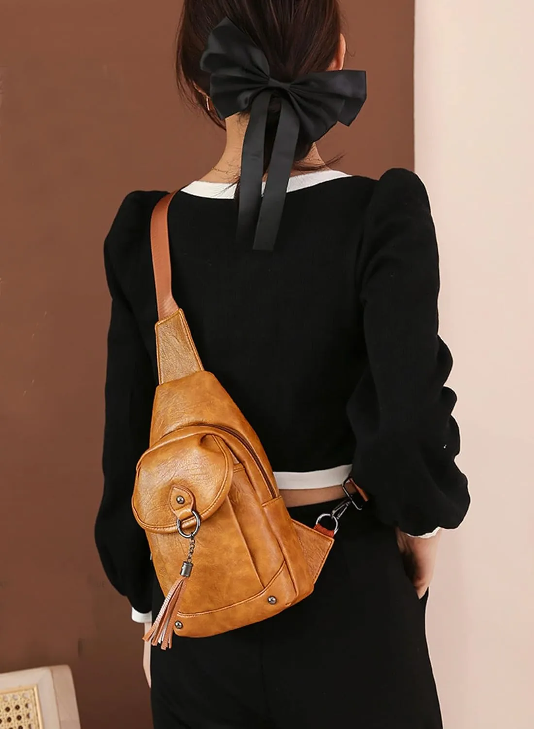 Women's Leopard Chest Bag Sling Bag for Women Sling Crossbody Bag Chest Backpack Bag Satchel Daypack Purse